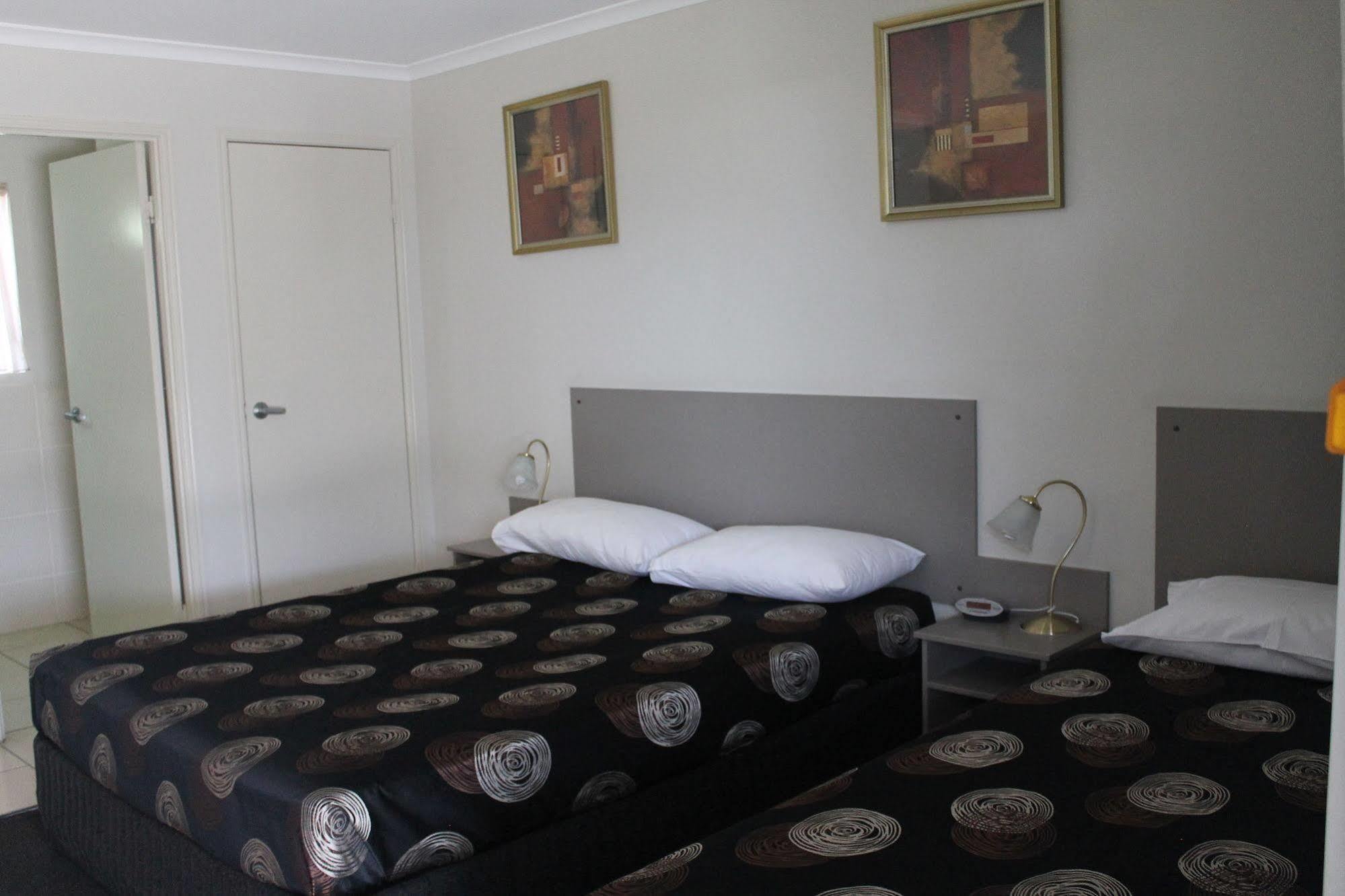 Blackwater Motor Inn Ngoại thất bức ảnh