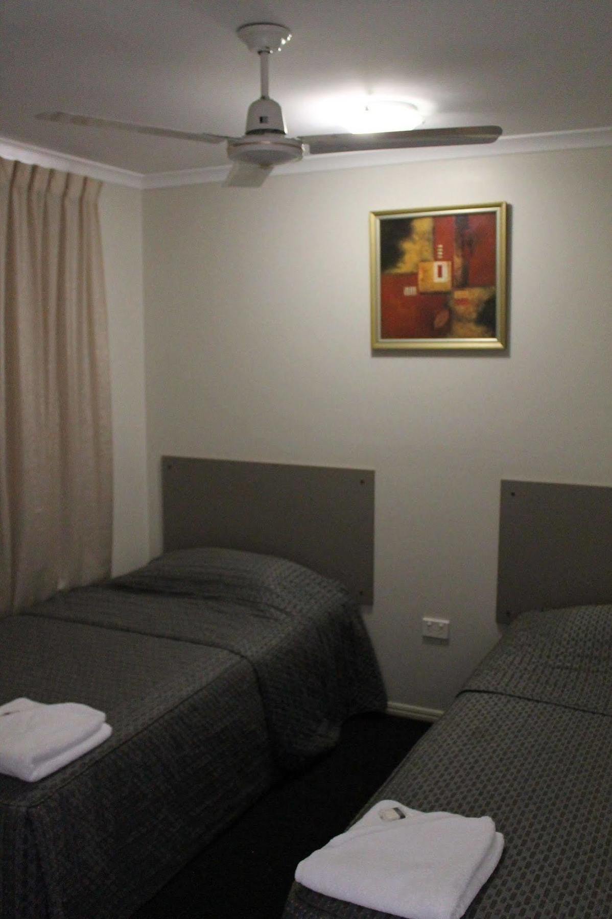 Blackwater Motor Inn Ngoại thất bức ảnh